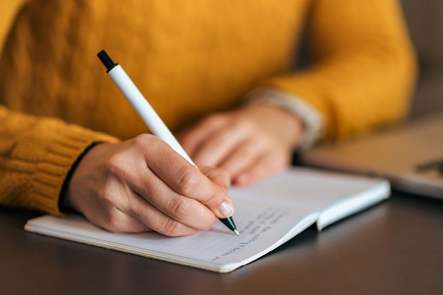 Tens un manuscrit per a joves lectors?